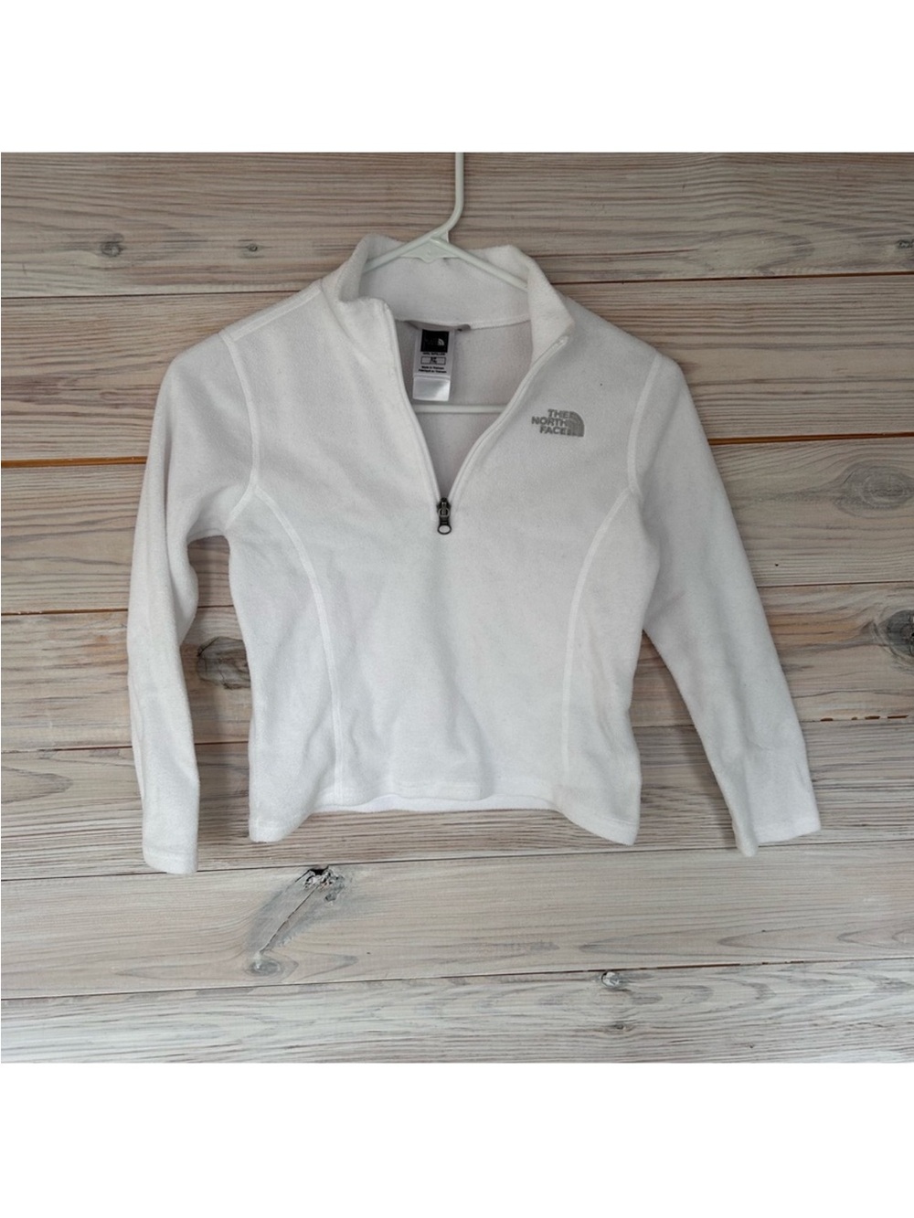 Excellent condition The North Face Girls White Quarter Zip Fleece Top SIze Small